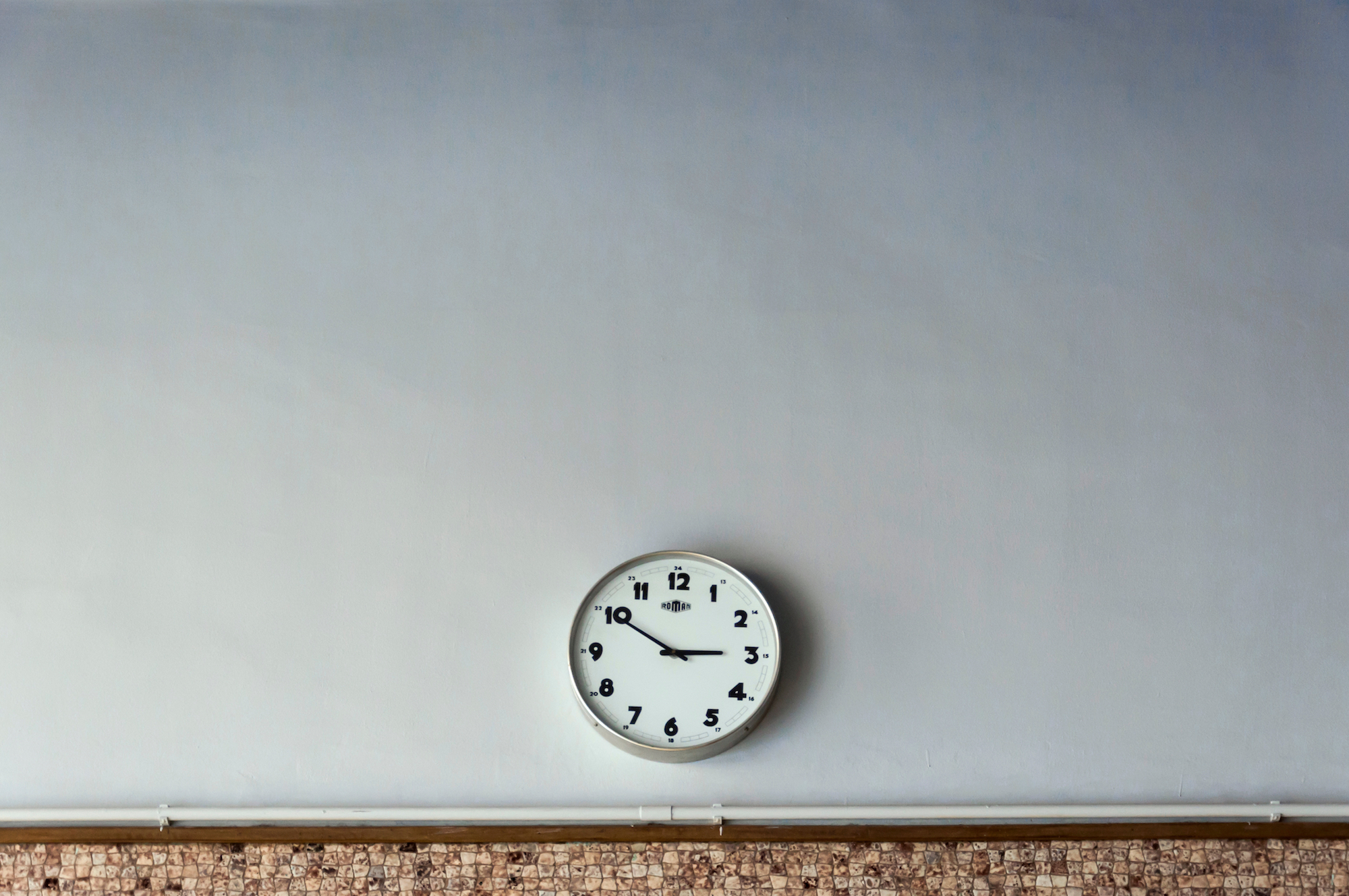 Should You Hire Customer Service Agents in Different Time Zones?